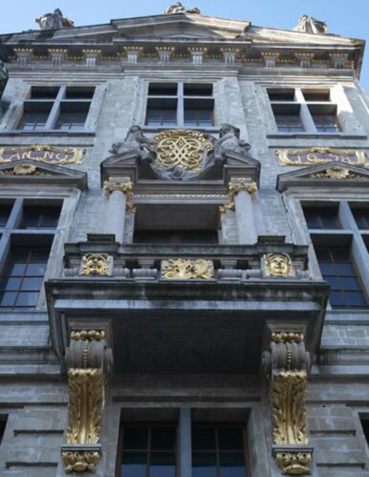 - The Grand Place of Brussels, district by district (A) - Maquette en ...